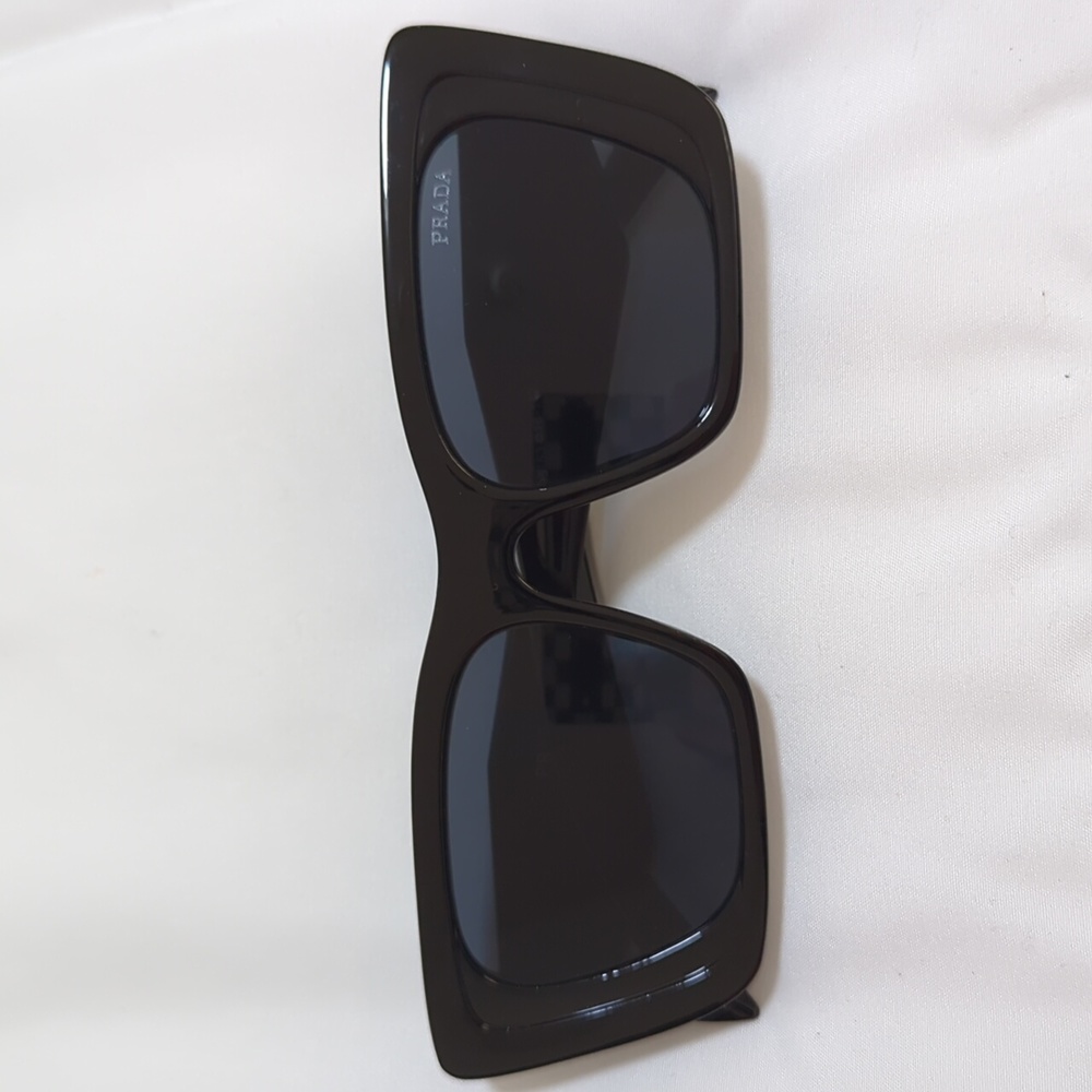 Oversized Cat Eye Square Sunglasses